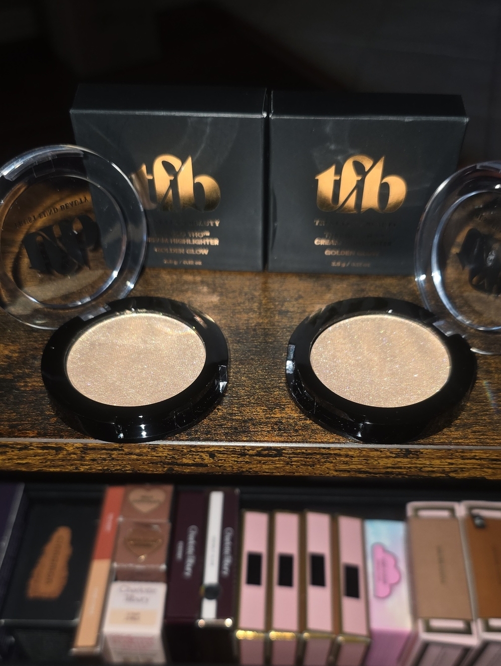 Luminous Powder Highlighter - Golden Beige